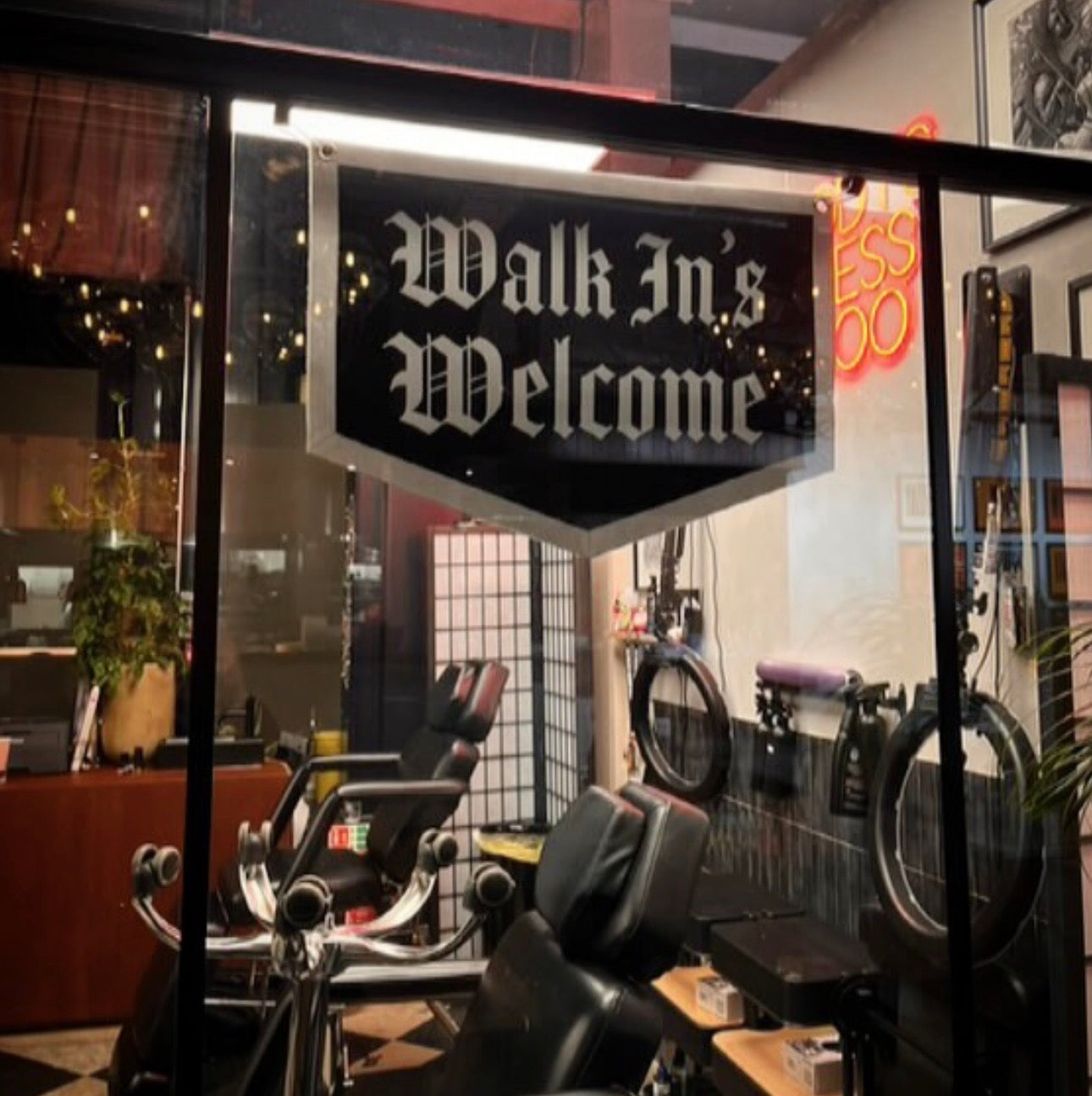 Custom Small Tipped Banner